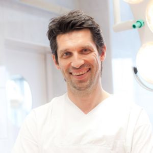 Dr Dario Lizatovic I Clinic Olymp